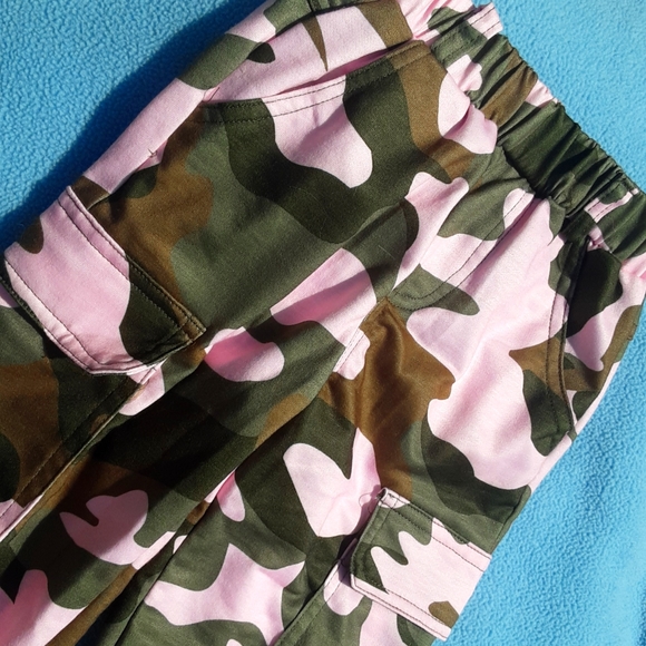 🍀3/15 Pink Camo Baby Jogger Pants 💞🤎 - Picture 4 of 6